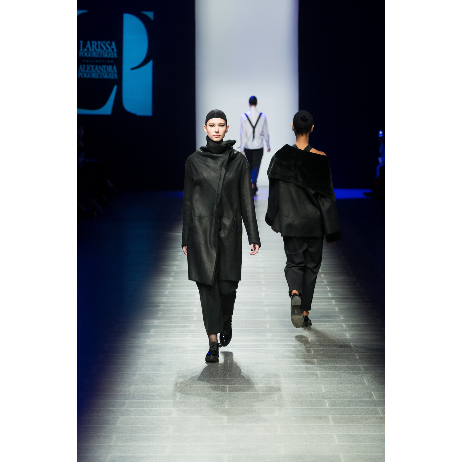 Фото Larissa Pogoretskaya SPRING 2018 READY-TO-WEAR Лариса Погорецкая весна- лето 2018 Санкт Петербург MBFDays